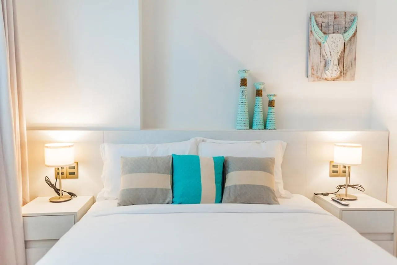 Super Spacious Condo With Private Picuzzi بونتا كانا شقة