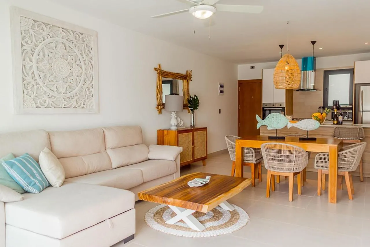 Super Spacious Condo With Private Picuzzi بونتا كانا