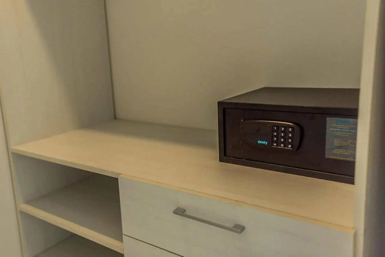 Super Spacious Condo With Private Picuzzi بونتا كانا